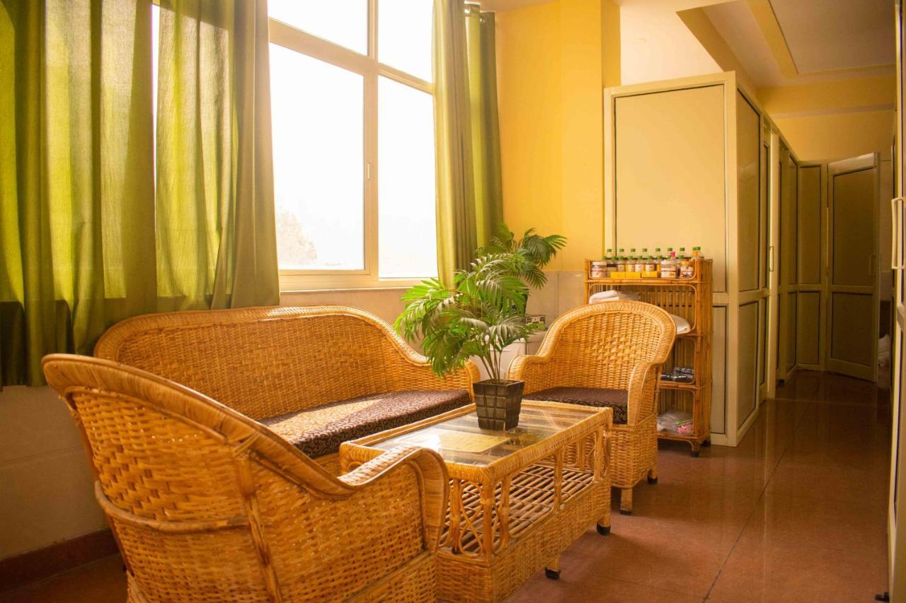 Mvt Guesthouse & Restaurant Rishīkesh Εξωτερικό φωτογραφία