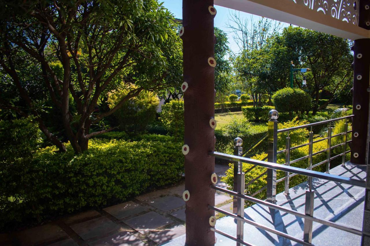 Mvt Guesthouse & Restaurant Rishīkesh Εξωτερικό φωτογραφία