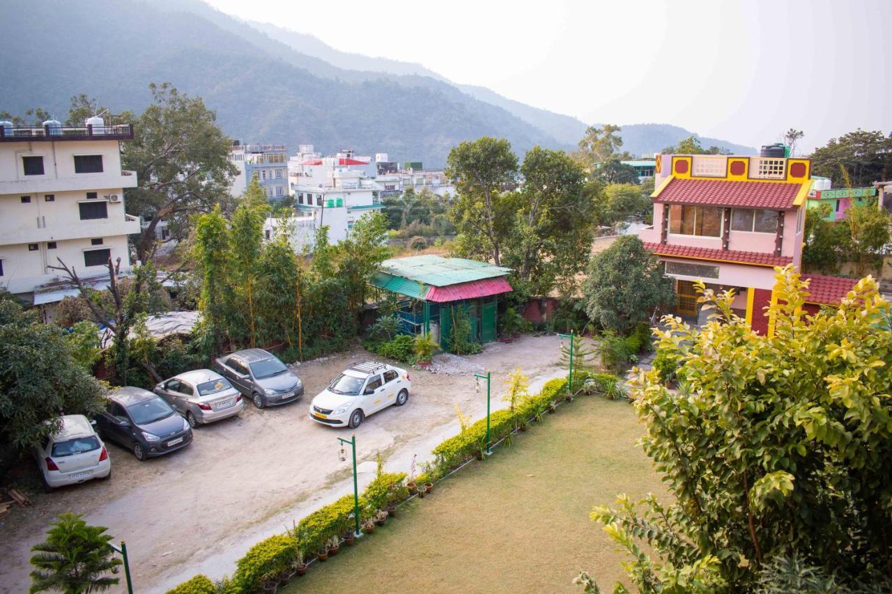 Mvt Guesthouse & Restaurant Rishīkesh Εξωτερικό φωτογραφία