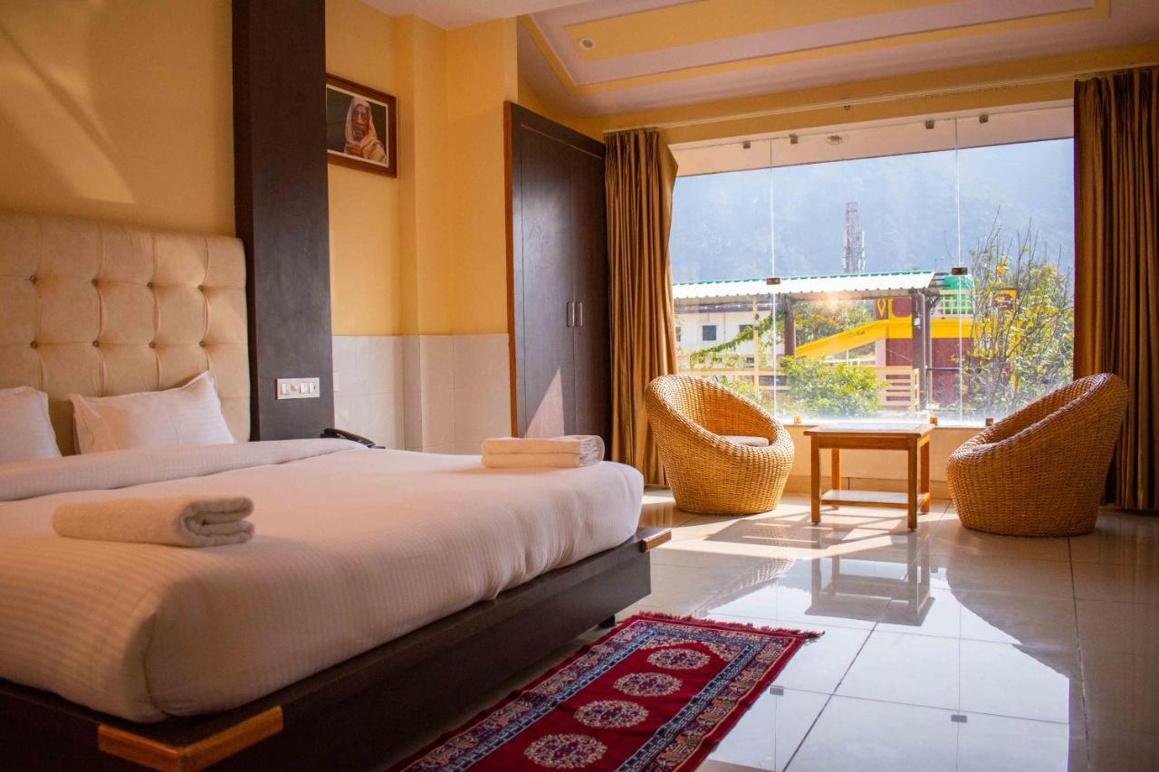 Mvt Guesthouse & Restaurant Rishīkesh Εξωτερικό φωτογραφία