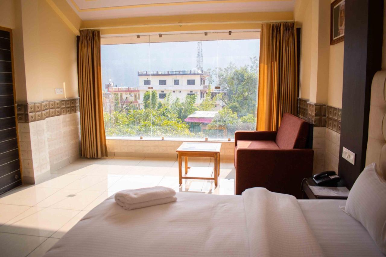 Mvt Guesthouse & Restaurant Rishīkesh Εξωτερικό φωτογραφία